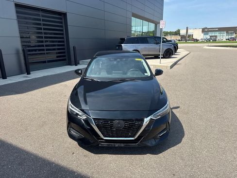 Used 2022 Nissan Sentra SR w/ Midnight Edition FWD image 8
