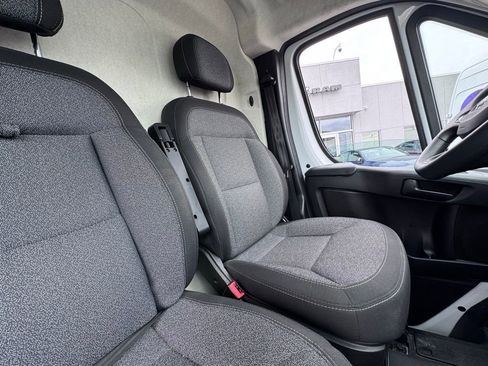 Used 2025 RAM ProMaster 3500 FWD image 19