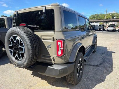 New 2026 Ford Bronco Outer Banks