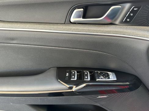 Used 2025 Kia K5 EX image 13