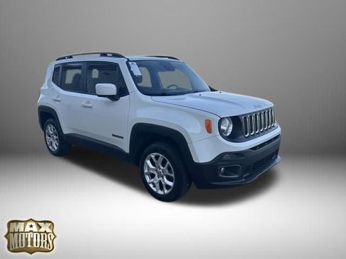 Used 2017 Jeep Renegade Latitude image 10