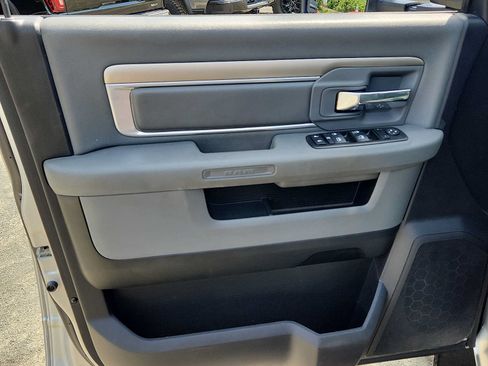 Used 2014 RAM 2500 SLT AWD/4WD image 12