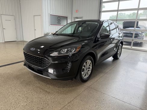Used 2022 Ford Escape SE AWD/4WD image 5