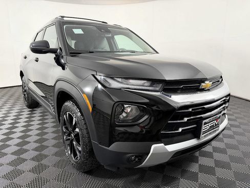 Used 2021 Chevrolet TrailBlazer LT AWD/4WD image 5