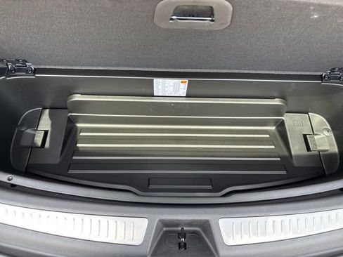 Used 2022 Cadillac XT6 Premium Luxury image 23