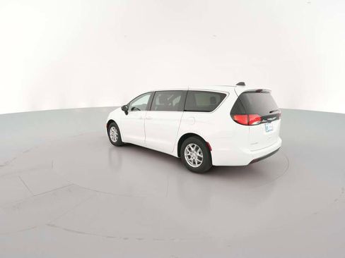 New 2026 Chrysler Voyager LX image 8