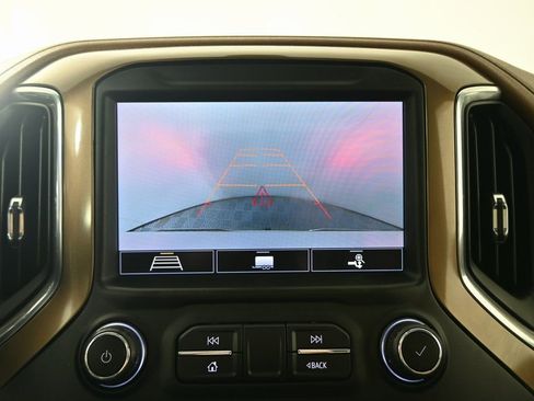 Used 2020 Chevrolet Silverado 1500 High Country AWD/4WD image 29