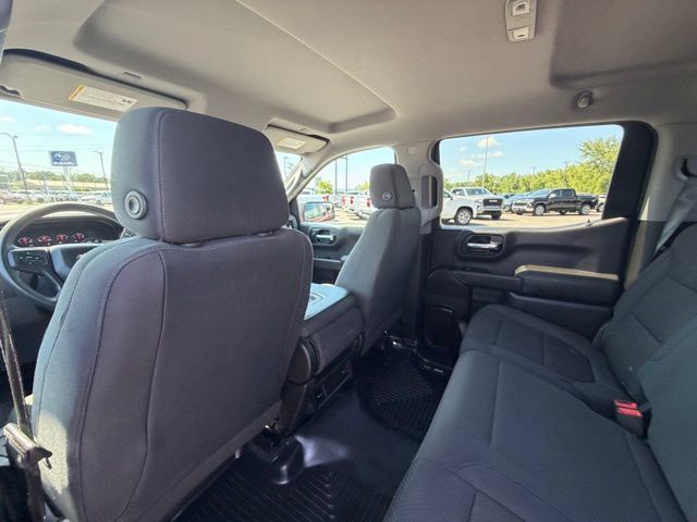 Used 2019 Chevrolet Silverado 1500 Custom w/ Custom Value Package AWD/4WD image 24