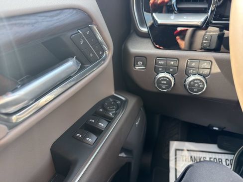 Certified 2026 GMC Sierra 1500 SLT w/ SLT Convenience Package AWD/4WD image 22