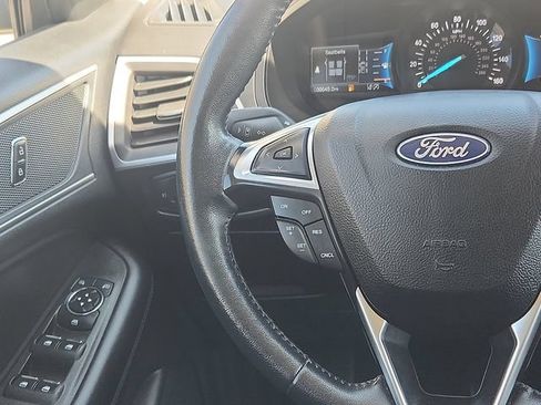 Used 2022 Ford Edge SEL w/ Convenience Package AWD/4WD image 16