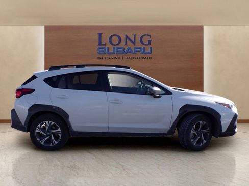 Certified 2025 Subaru Crosstrek 2.0i Premium image 5
