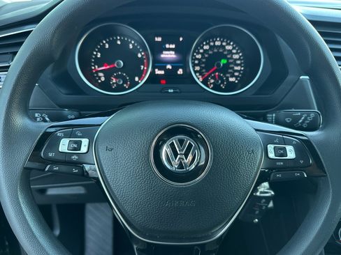 Used 2021 Volkswagen Tiguan S image 23