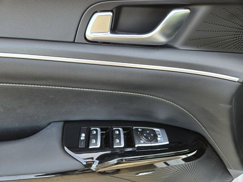 Certified 2025 Kia K5 GT-Line w/ GT-Line Premium Package image 18