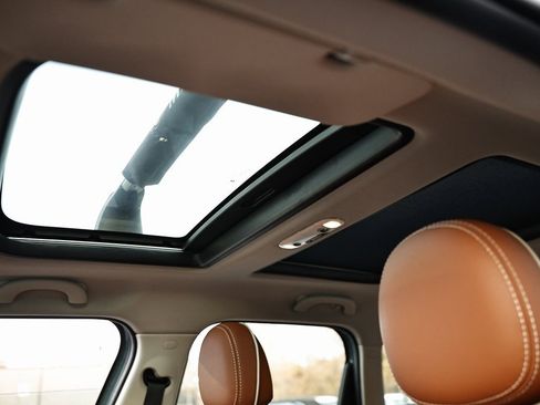 Used 2023 MINI Cooper Countryman SE w/ Signature Upholstery Package image 19