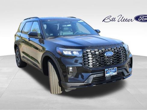 New 2026 Ford Explorer ST-Line w/ ST-Line Street Pack image 2