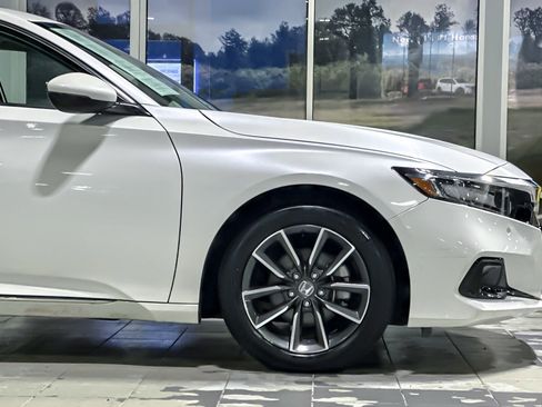 Used 2021 Honda Accord EX-L image 22