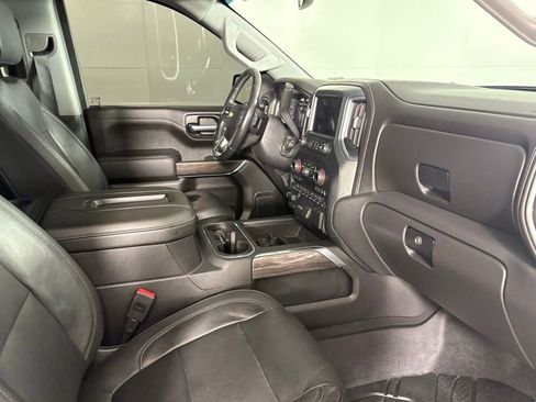 Used 2019 Chevrolet Silverado 1500 LTZ image 17