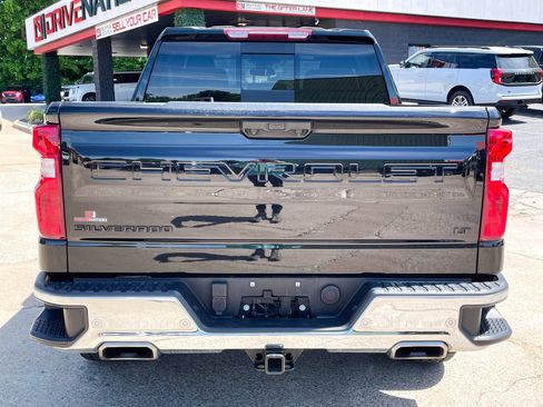 Used 2024 Chevrolet Silverado 1500 LT w/ Z71 Off-Road Package AWD/4WD image 8