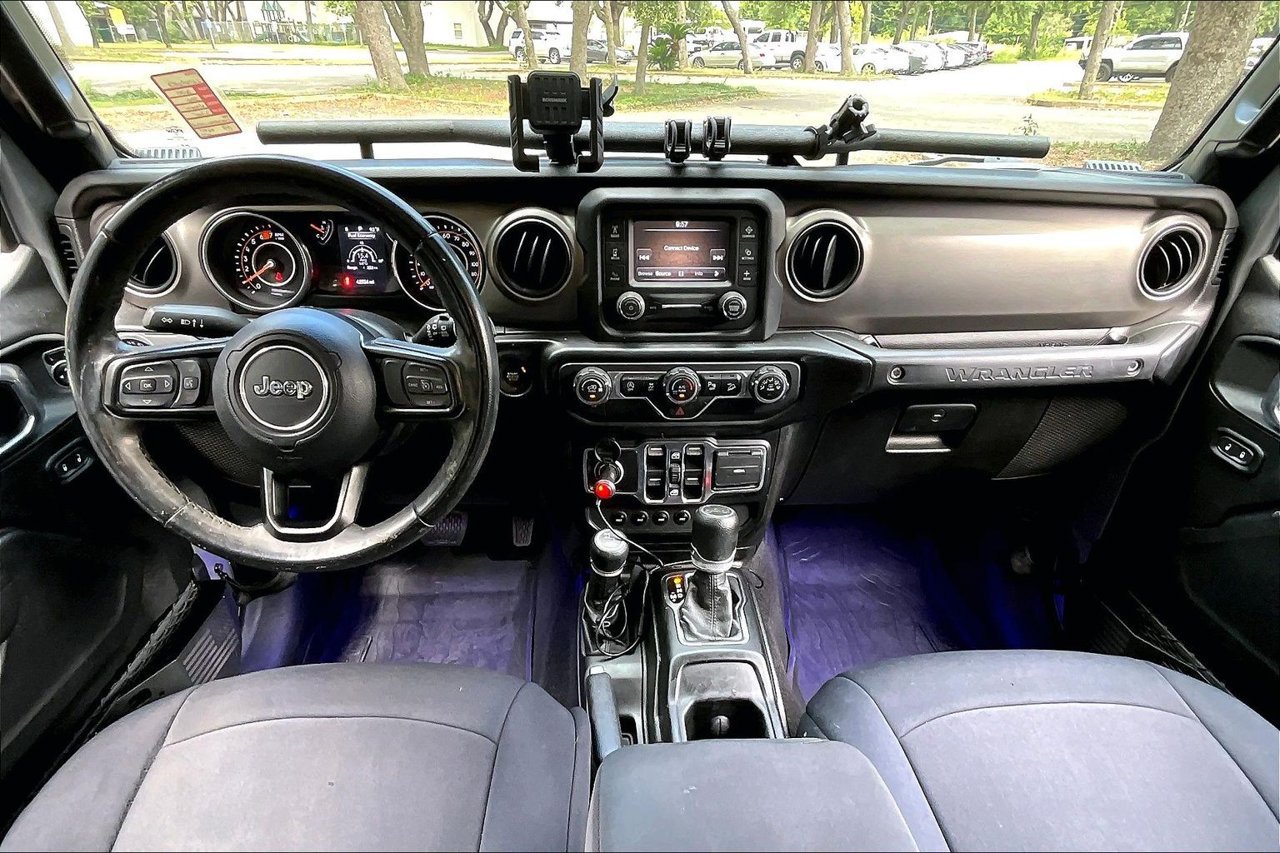 Used 2020 Jeep Wrangler Unlimited Sport AWD/4WD image 7