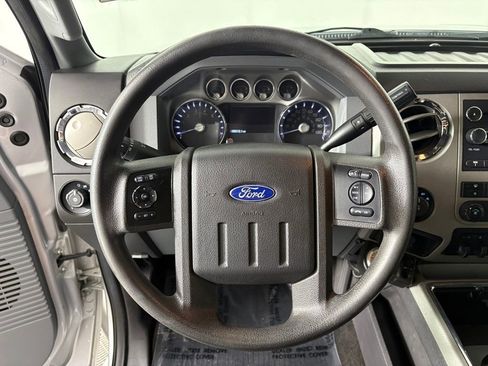 Used 2016 Ford F250 XLT w/ XLT Value Package AWD/4WD image 15