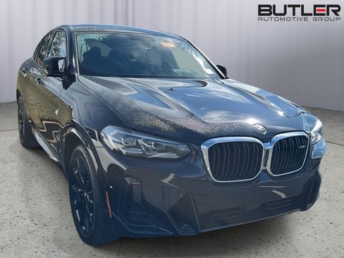 Used 2023 BMW X4 M40i image 3