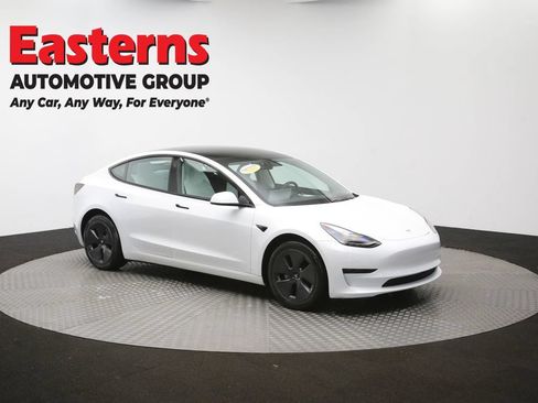 Used 2023 Tesla Model 3 Standard Range RWD image 43