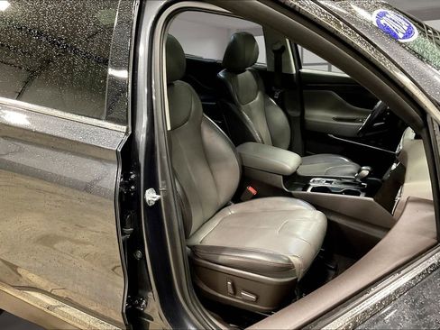Used 2020 Hyundai Santa Fe Limited AWD/4WD image 28