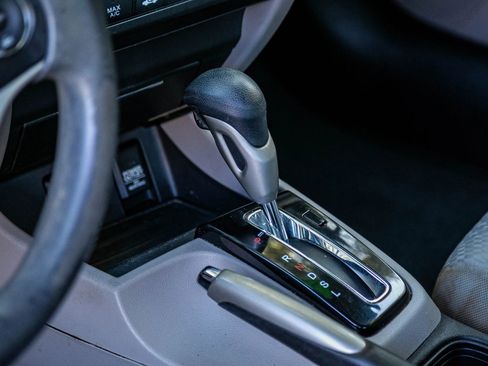 Used 2014 Honda Civic LX image 29