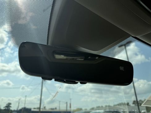 New 2026 Volkswagen Atlas SE image 21