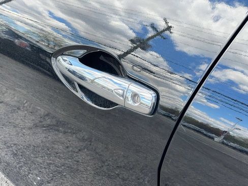 Used 2019 Nissan Maxima 3.5 SV w/ Floor Mat Group FWD image 22