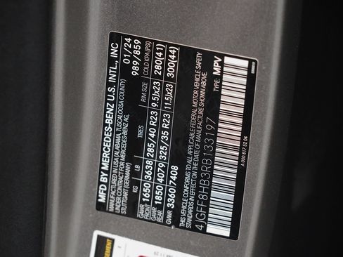 Certified 2024 Mercedes-Benz Maybach GLS 600 4MATIC image 33