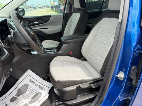 Used 2019 Chevrolet Equinox LS FWD image 26