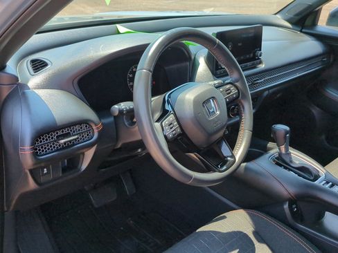 Used 2024 Honda HR-V Sport image 14