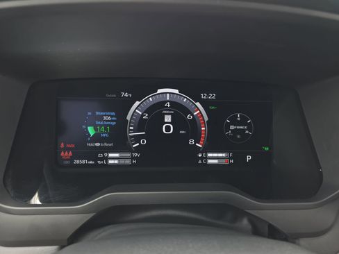 Used 2023 Toyota Tundra Platinum w/ Advanced Package RWD image 19