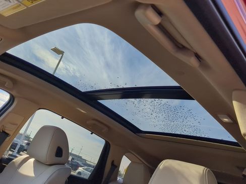 Used 2024 Acura MDX SH-AWD w/ Advance Package image 16