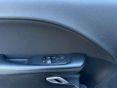 Certified 2022 Dodge Challenger GT image 11