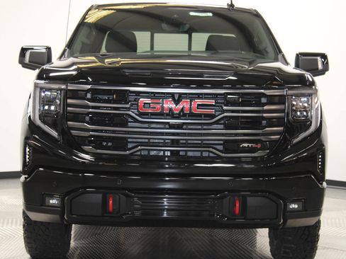 New 2026 GMC Sierra 1500 AT4 w/ AT4 Premium Package image 2