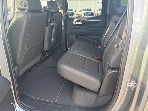 New 2026 GMC Sierra 1500 SLT w/ X31 Off-Road Package AWD/4WD image 20