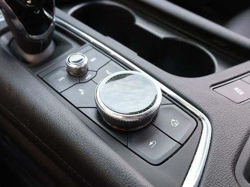 Certified 2022 Cadillac XT5 Luxury FWD image 27