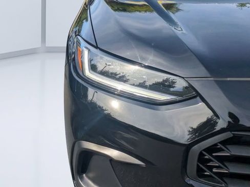 Used 2024 Honda HR-V Sport image 9