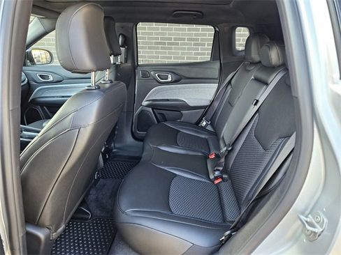 New 2025 Jeep Compass Latitude w/ Sun & Sound Group image 5