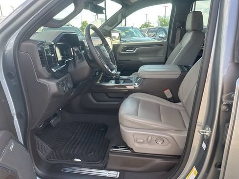 Used 2024 Chevrolet Silverado 1500 RST w/ Convenience Package II AWD/4WD image 16