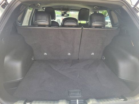 Used 2025 Jeep Compass Trailhawk AWD/4WD image 7
