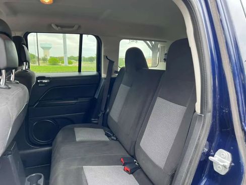 Used 2017 Jeep Patriot Latitude FWD image 20