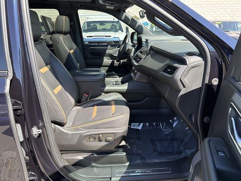 Used 2022 GMC Yukon XL AT4 w/ AT4 Premium Package AWD/4WD image 28