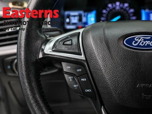 Used 2023 Ford Edge SEL image 15