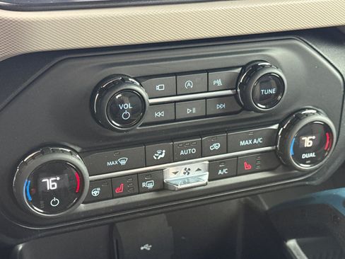 Certified 2021 Ford Bronco Wildtrak AWD/4WD image 21