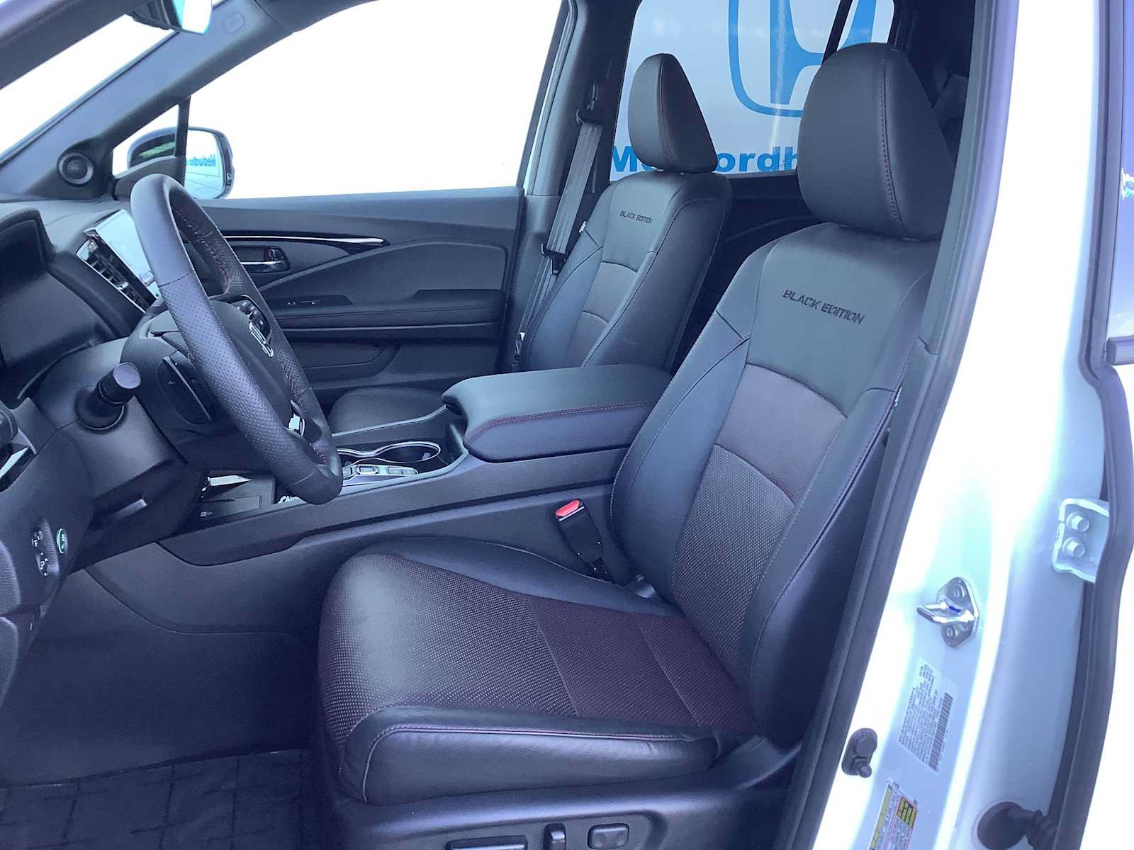 Certified 2026 Honda Ridgeline Black Edition image 11