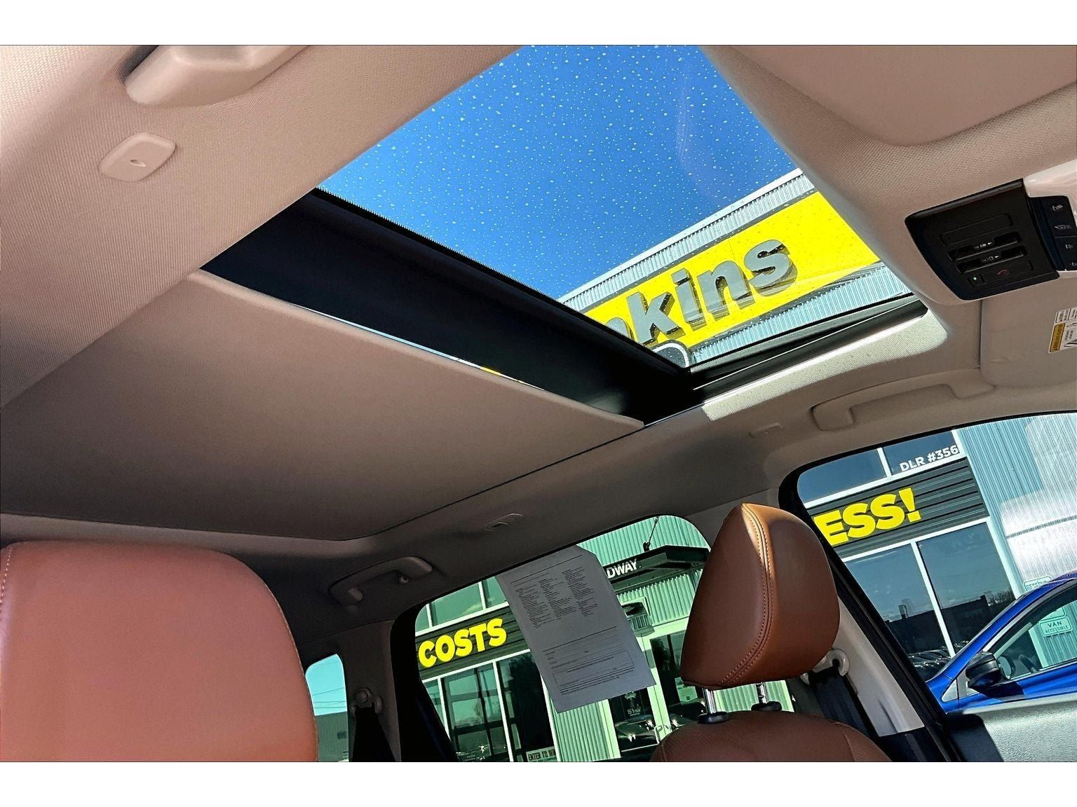 Used 2024 Nissan Rogue Platinum AWD/4WD image 18