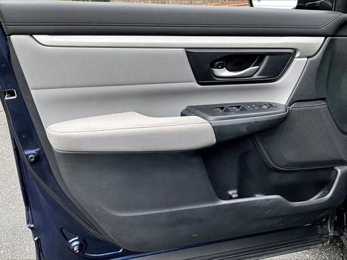 Used 2020 Honda CR-V LX image 25